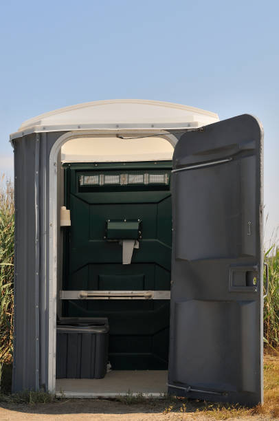 Portable Toilet Options We Offer in Captain Cook, HI